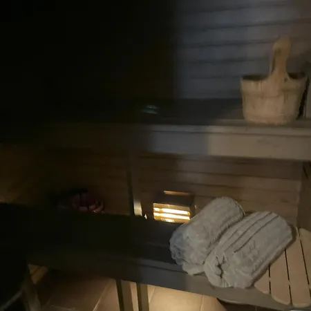Kunderi With Sauna 아파트 *